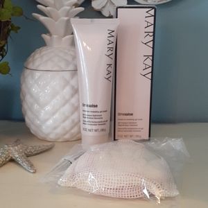 x Mary Kay reusable face pads & gel mask